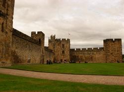 /images/travel-northumberland-alnwyck.jpg